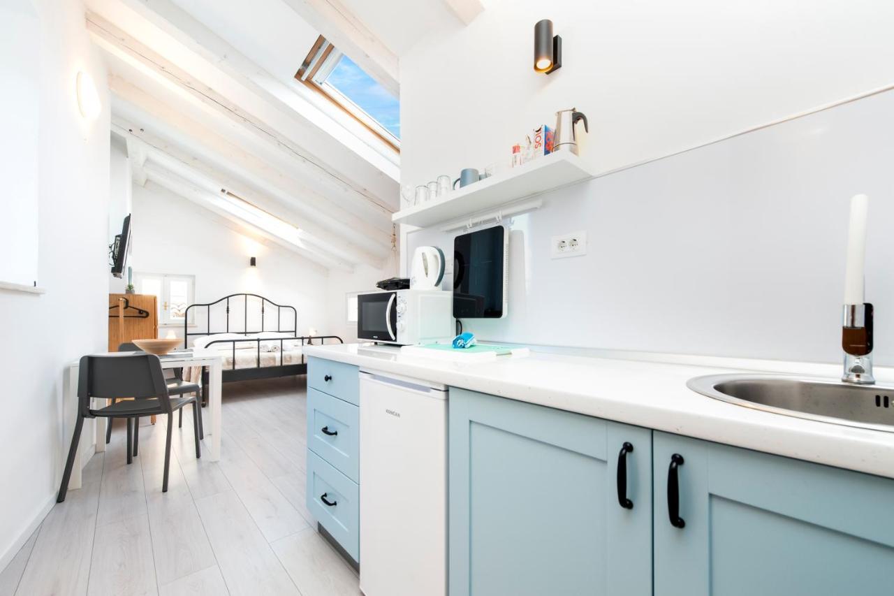 Cozy Garzoto Studios Rovinj Exterior photo